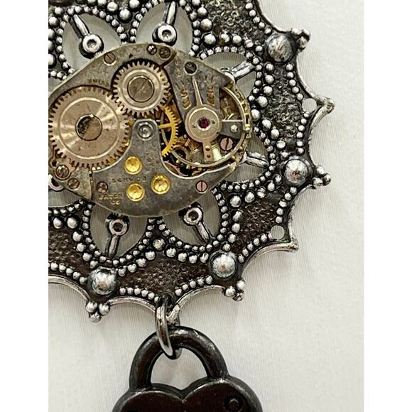 Gunmetal Steampunk Watch‎ Movement Gears Wheels Heart  Pendant Necklace - Picture 4 of 7